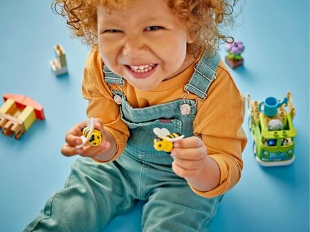 LEGO DUPLO TOWN BIJEN EN BIJENKORVEN
