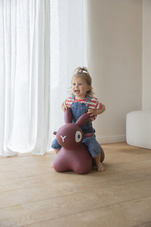 Hoppi Bunny Burgundy