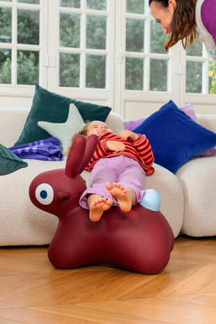 Hoppi Bunny Burgundy