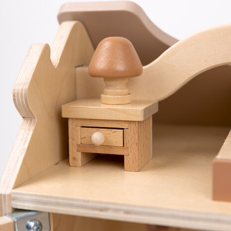 Poppenhuis met eekhoorns