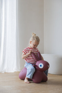 Hoppi Bunny Burgundy