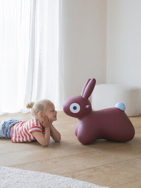 Hoppi Bunny Burgundy