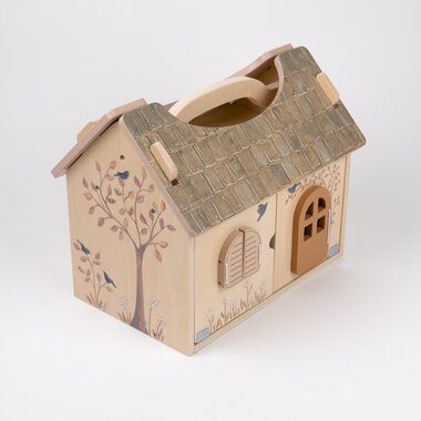 Poppenhuis met eekhoorns